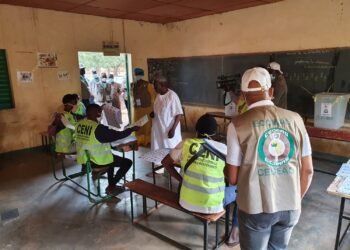 Scrutin présidentiel: les observateurs de la CEDEAO livrent leur premiers constats