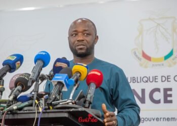 Fonction publique: Les fonctionnaires stagiaires de la session 2024 officiellement titularisés    