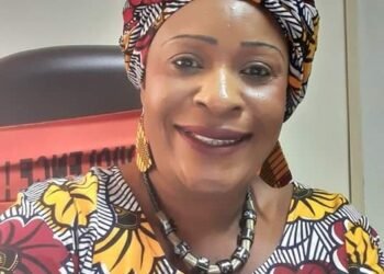 Guinée: USTG: Marie Yvonne Koumbassa démissionne    