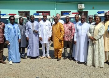 Guinée: Pour renforcer le dispositif national de prise en charge des urgences » Le gouvernement Guinéen équipe les hôpitaux en ambulances    