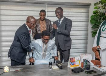 Guinée: Monsieur Alpha Bacar Barry officiellement installé à la tête du ministère de l&rsquo;Education nationale, de l&rsquo;Alphabétisation, de l&rsquo;enseignement technique et de la formation professionnelle    