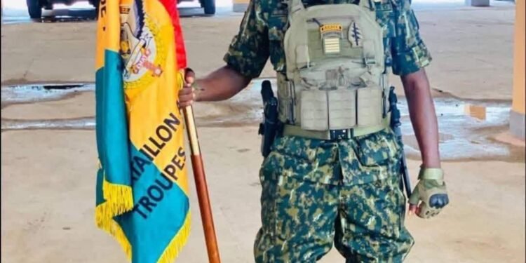 Guinée: Le président de la République, Mamadi Doumbouya, élève le général sâa AlphonseTouré au grade de commandeur de l’ordre national du mérite par (décret)