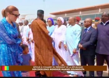Guinée: Le président de la République, Mamadi Doumbouya a regagné la capitale guinéenne    