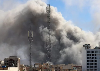 Koweït: L&rsquo;ambassade Américaine ciblée par des Frappes de représailles attribuées à l&rsquo;Iran    