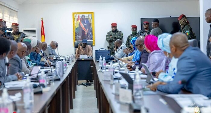 Guinée: Crise de liquidité aiguë, le président de la République, Mamadi Doumbouya décide de prendre les choses en main   