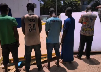 Guinée : un atelier clandestin de faux matelas démantelé à Dixinn, cinq personnes dans le viseur de la police