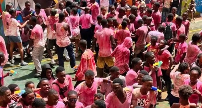 Guinée/Éducation : les autorités interdisent les fêtes de couleurs et les journées sans sac dans les établissements scolaires