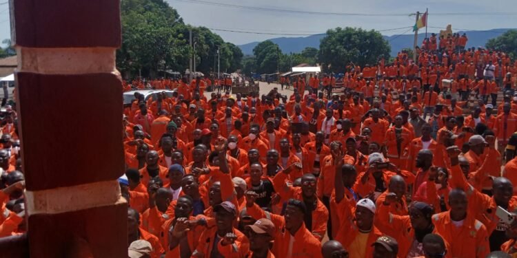 Guinée : Nouvelle manifestation à Kérouané, les travailleurs de Baowu Winning Consortium Simandou dans la rue