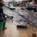 Matoto Déviation sous les eaux : pluies diluviennes, embouteillages et déchets paralysent la circulation