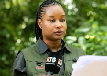 Guinée : Le ministère de l’Environnement suspend 139 cadres et agents pour violation des mesures contre l’orpaillage artisanal