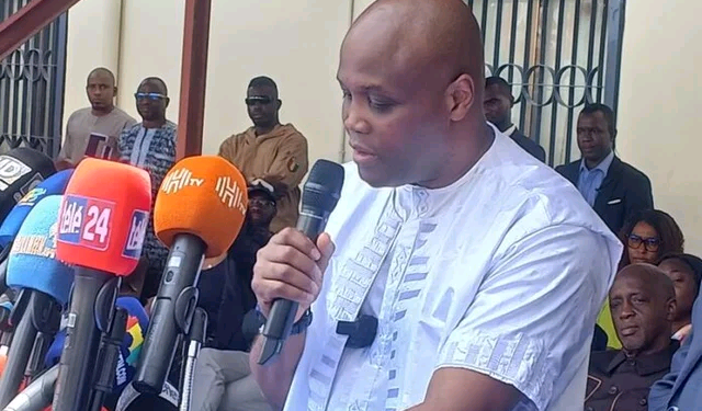 Passation de service au ministère de la Jeunesse : Lansana Béa Diallo prend officiellement ses fonctions avec une ambition forte pour la jeunesse guinéenne