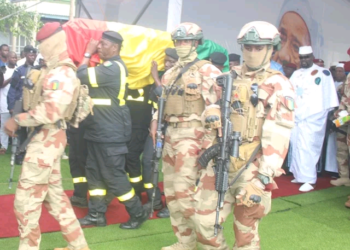  Guinée : la Nation rend un dernier hommage à Hadja Andrée Touré, ancienne Première dame de la République