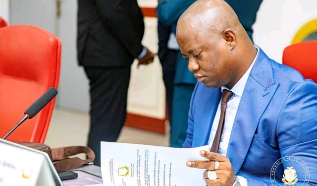 Guinée : la CRIEF ouvre une enquête sur la gestion financière des examens nationaux de 2010 à 2026