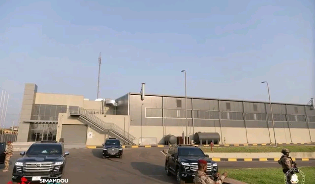 Guinée : Mamadi Doumbouya annonce l’inauguration prochaine de la plus grande raffinerie d’or d’Afrique