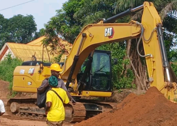 Coyah : les travaux de construction d’une route de 15 km suscitent l’espoir des populations