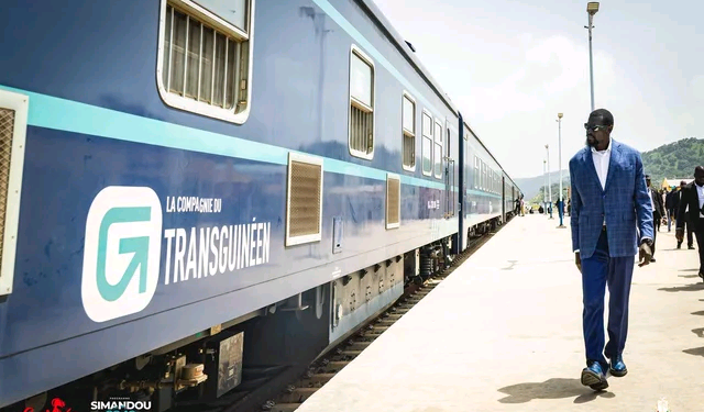 Guinée : Mamadi Doumbouya inaugure une liaison ferroviaire reliant Conakry à la Guinée forestière