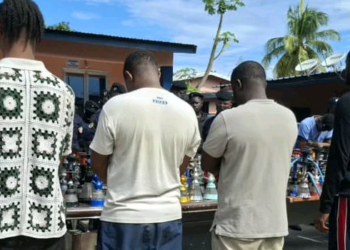 Lutte contre la chicha : l’OCAD interpelle quatre gérants après la saisie de plus de 1 300 cartons de charbon de chicha