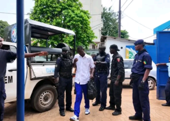 Conakry : les services de sécurité intensifient les contrôles contre l’école buissonnière